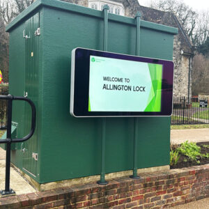 outdoor-waterproof-ip-rated-wall-mounted-digital-signage-advertising-displays-134